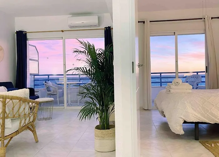 First Line Arenal Beach, Boho Chic Parking * Calpe