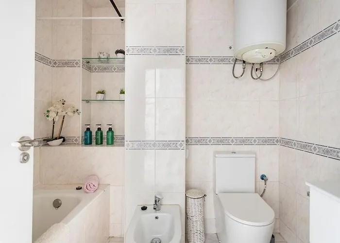 First Line Arenal Beach, Boho Chic Parking Apartmán *