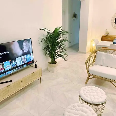 First Line Arenal Beach, Boho Chic Parking Calpe