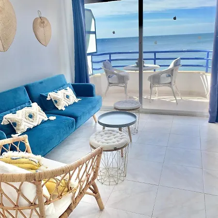 First Line Arenal Beach, Boho Chic Parking شقة