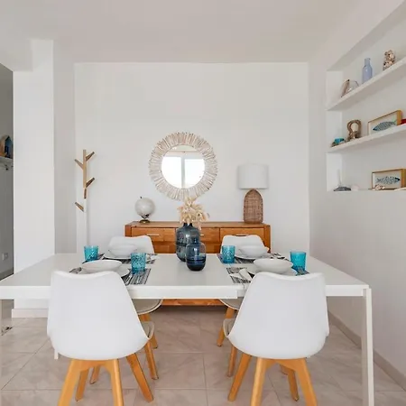 Διαμέρισμα First Line Arenal Beach, Boho Chic Parking